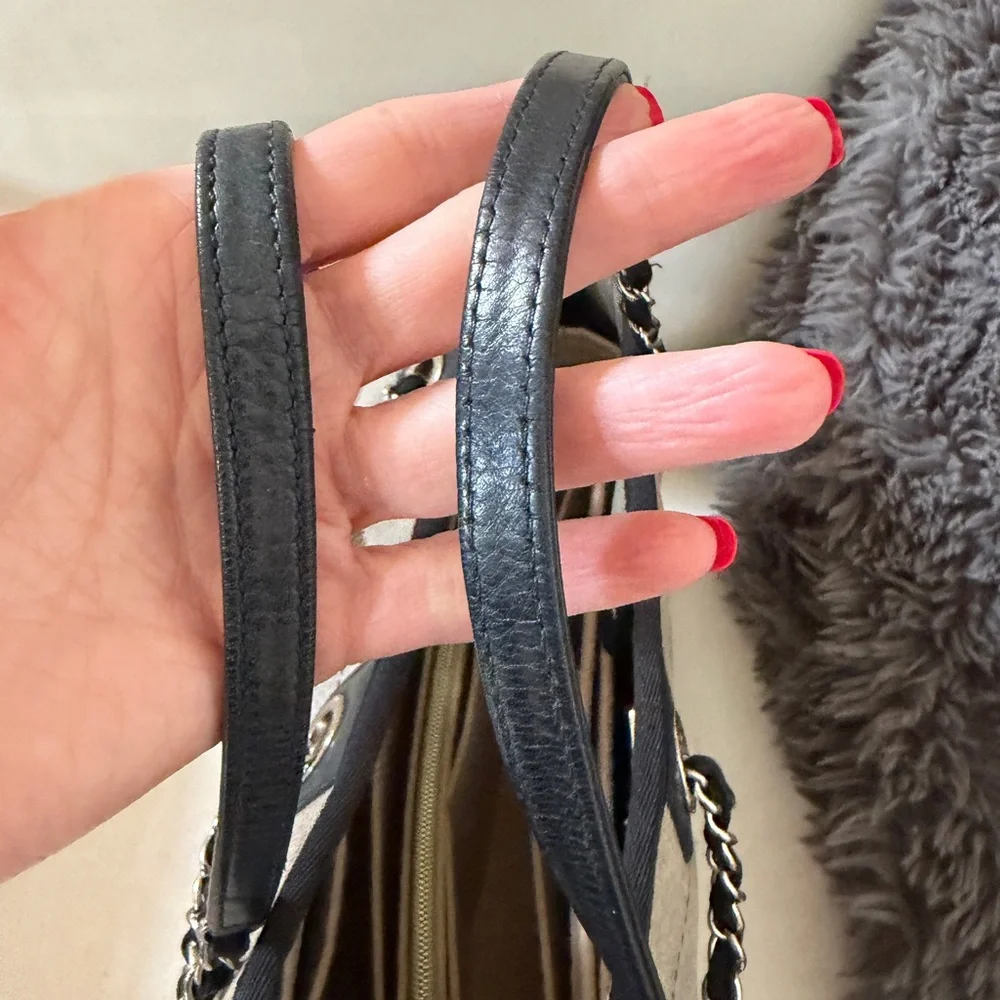 CHANEL Deauville Tote - Picture 11 of 16